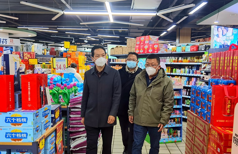 张鹏到五里多农博广场开展消防安全检查