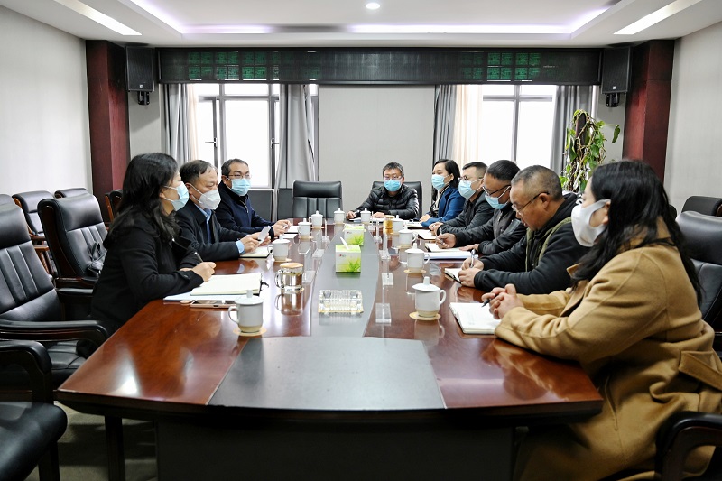 王永强调研路面公司