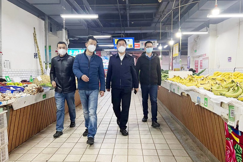 陈文双到建机公司农贸市场进行节日消防安全检查