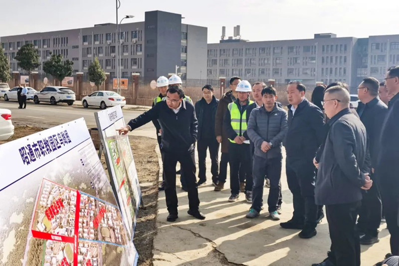 昭通市委常委、常务副市长胡江辉调研昭通市职教中心和卫生职业学院项目