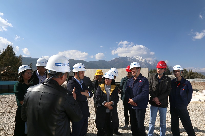 省发展和改革委员会党组成员、副主任梁旭东调研古宁高速、丽江市急危重症救治中心建设项目