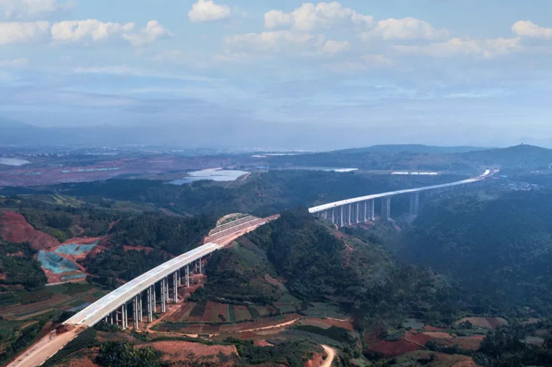 玉溪市副市长董金柱调研弥玉高速项目