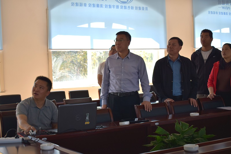 陈文双调研滇池绿道项目