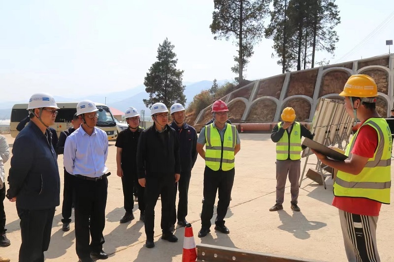 省交通厅厅长、党组书记夏俊松调研古宁高速项目