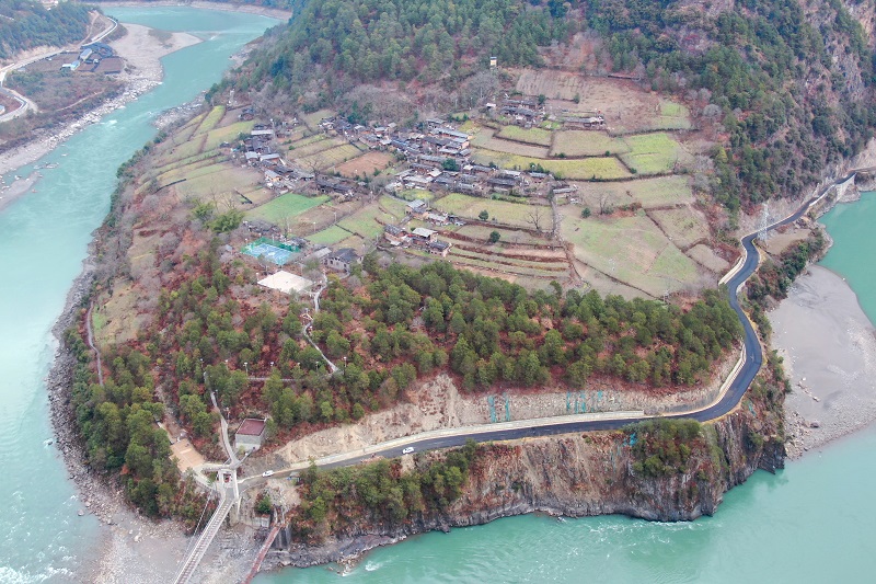 贡山县丙中洛镇扎那桶特色文化旅游示范村建设（一期）项目移交