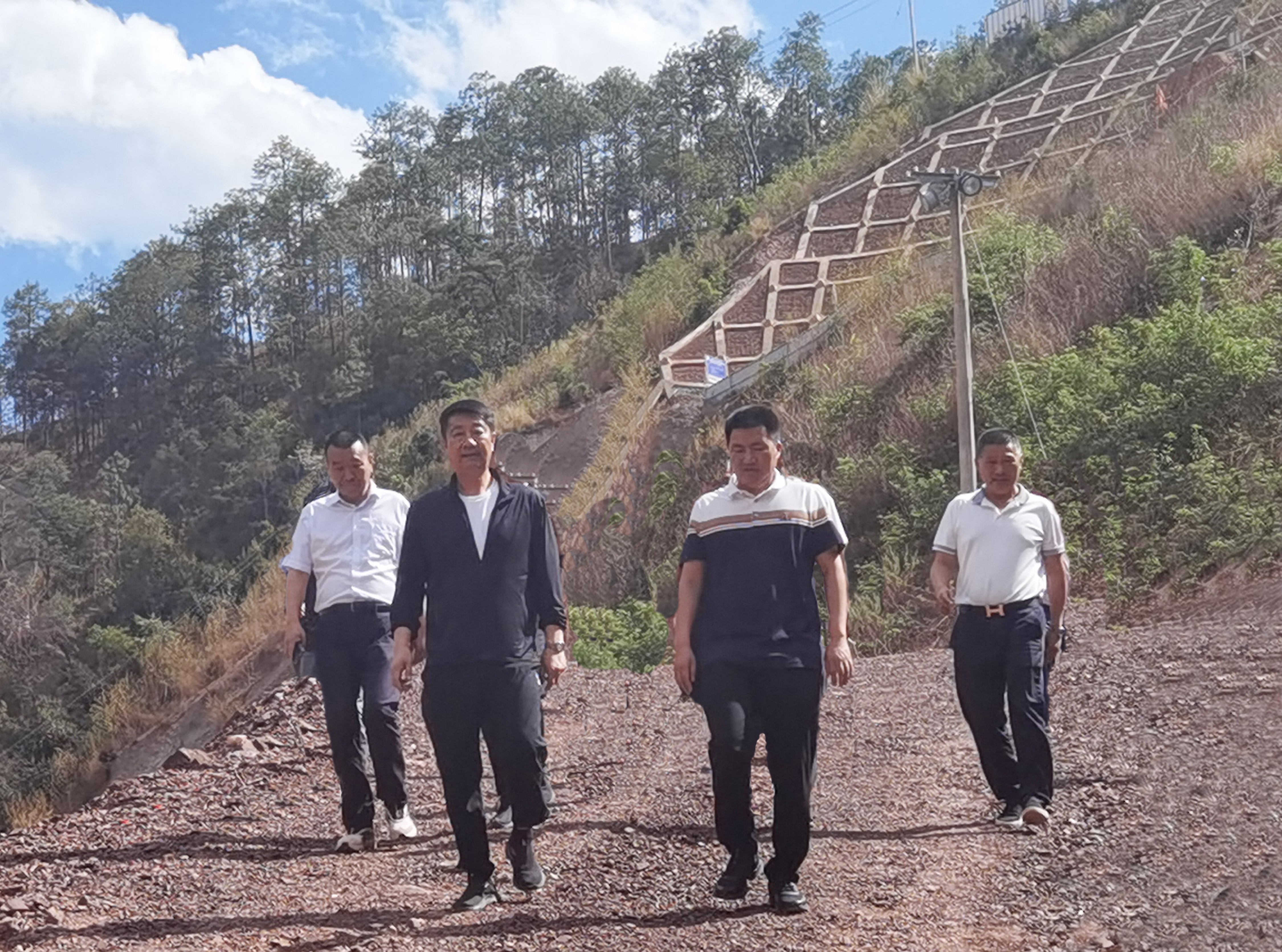 楚雄州委常委、楚雄市委书记冯毅调研白衣河水库工程