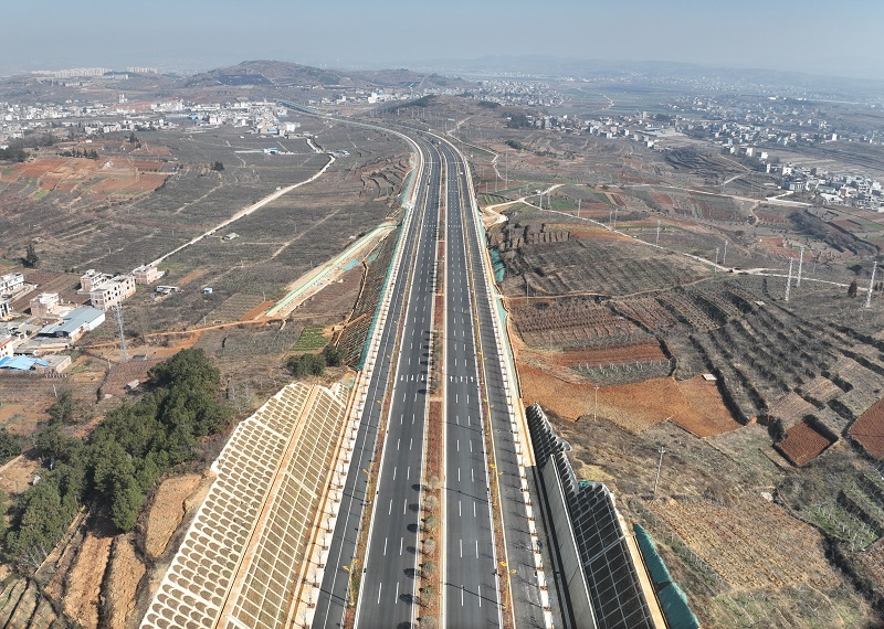 鲁甸县环城路二期南西环线工程正式通车运营