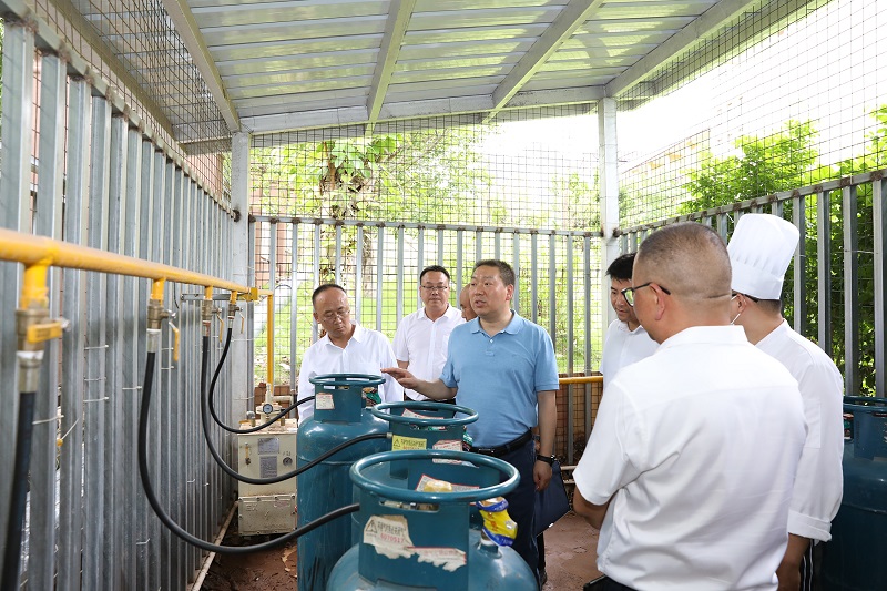 陈祖军调研省房公司元江片区项目时强调：坚决守住安全生产底线红线 夯实内涵式高质量发展根基