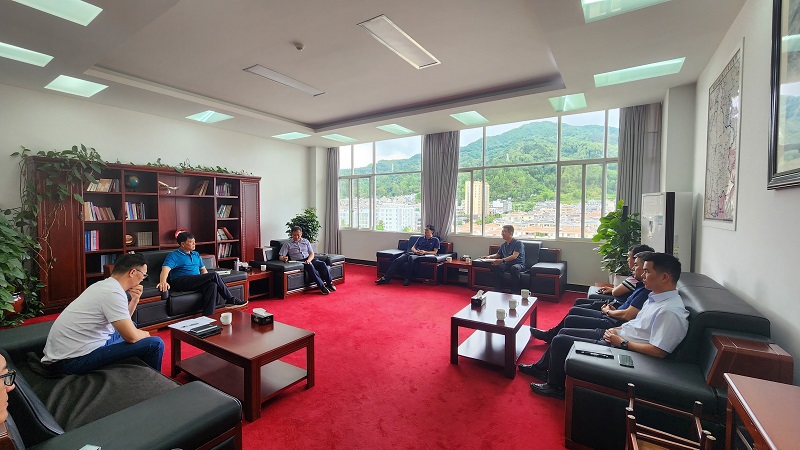 王永强赴临沧市交流座谈