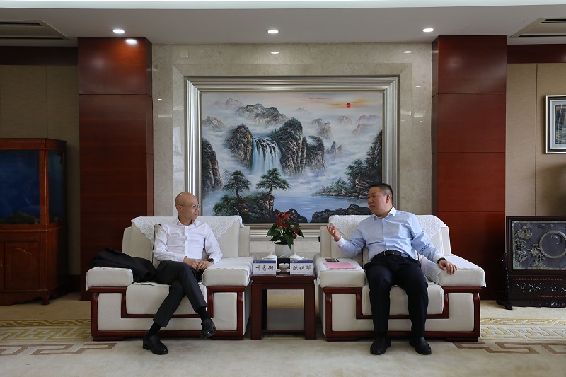 共谋发展新篇 2026世界杯比分网与东亚银行交流座谈