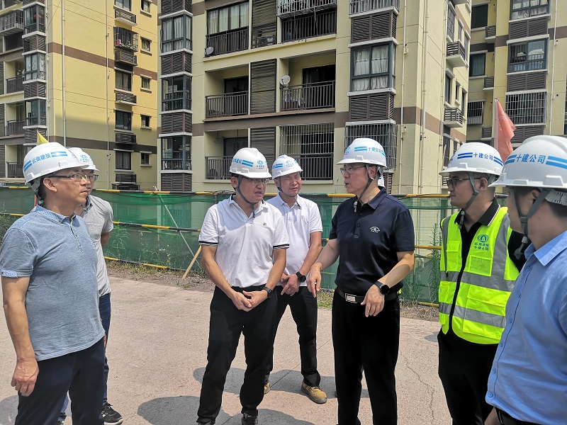 昭通市政协副主席郝流勇到绥江保障房项目调研