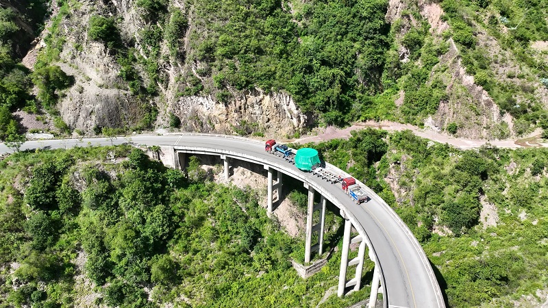 物流世界杯足球比分预测完成154吨水电转轮沿江运输任务