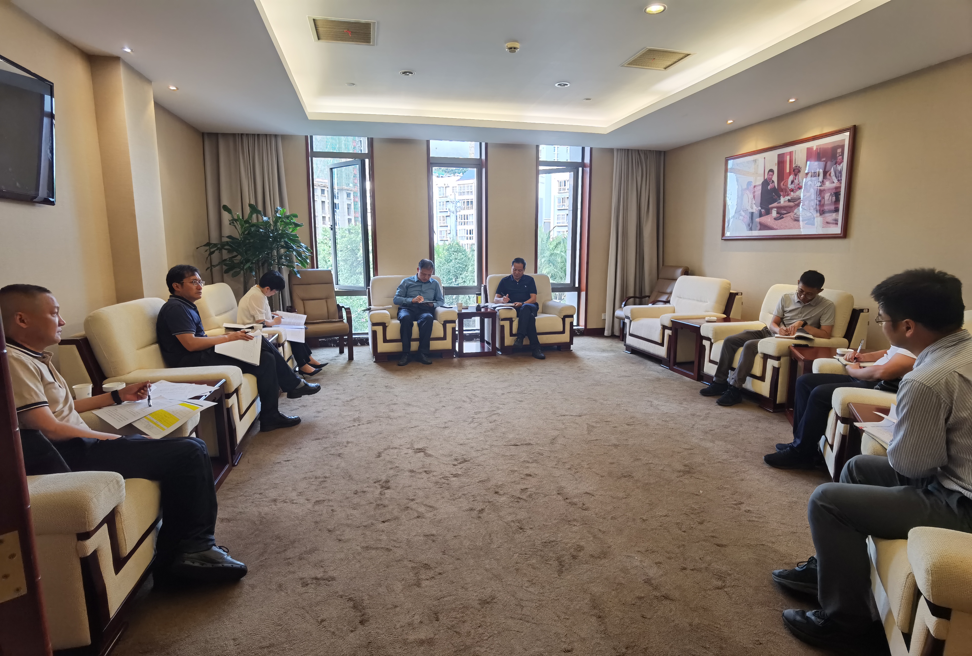 王永强赴怒江州交流座谈