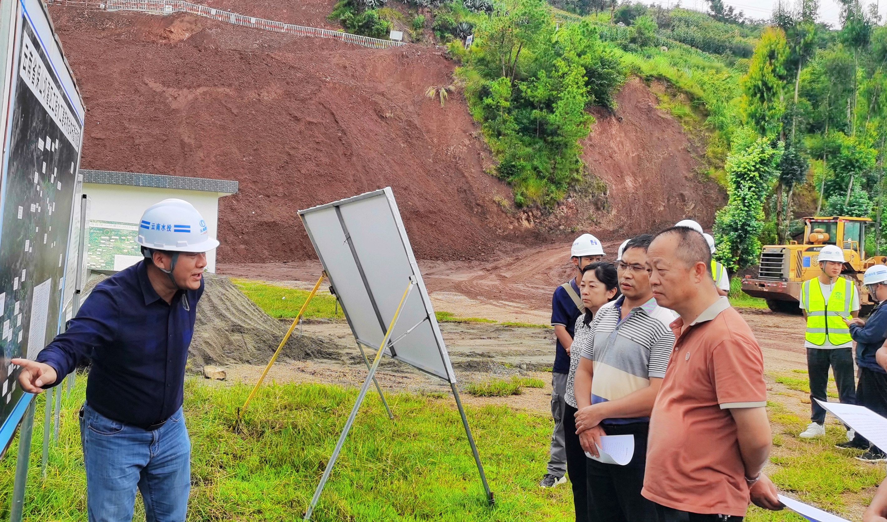 保山市人大常委会副主任段兆锦调研保山坝灌区工程