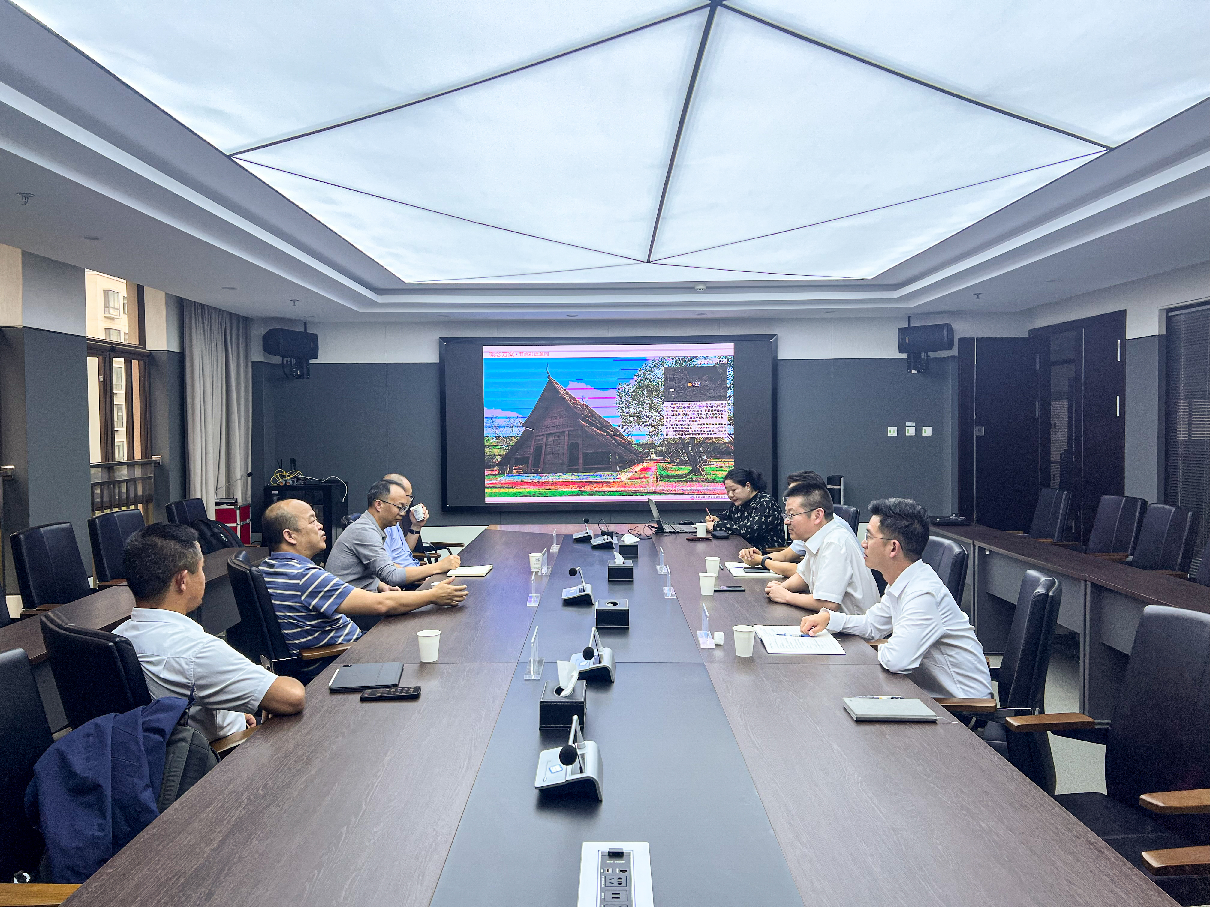 绿美公司与普洱学院交流座谈