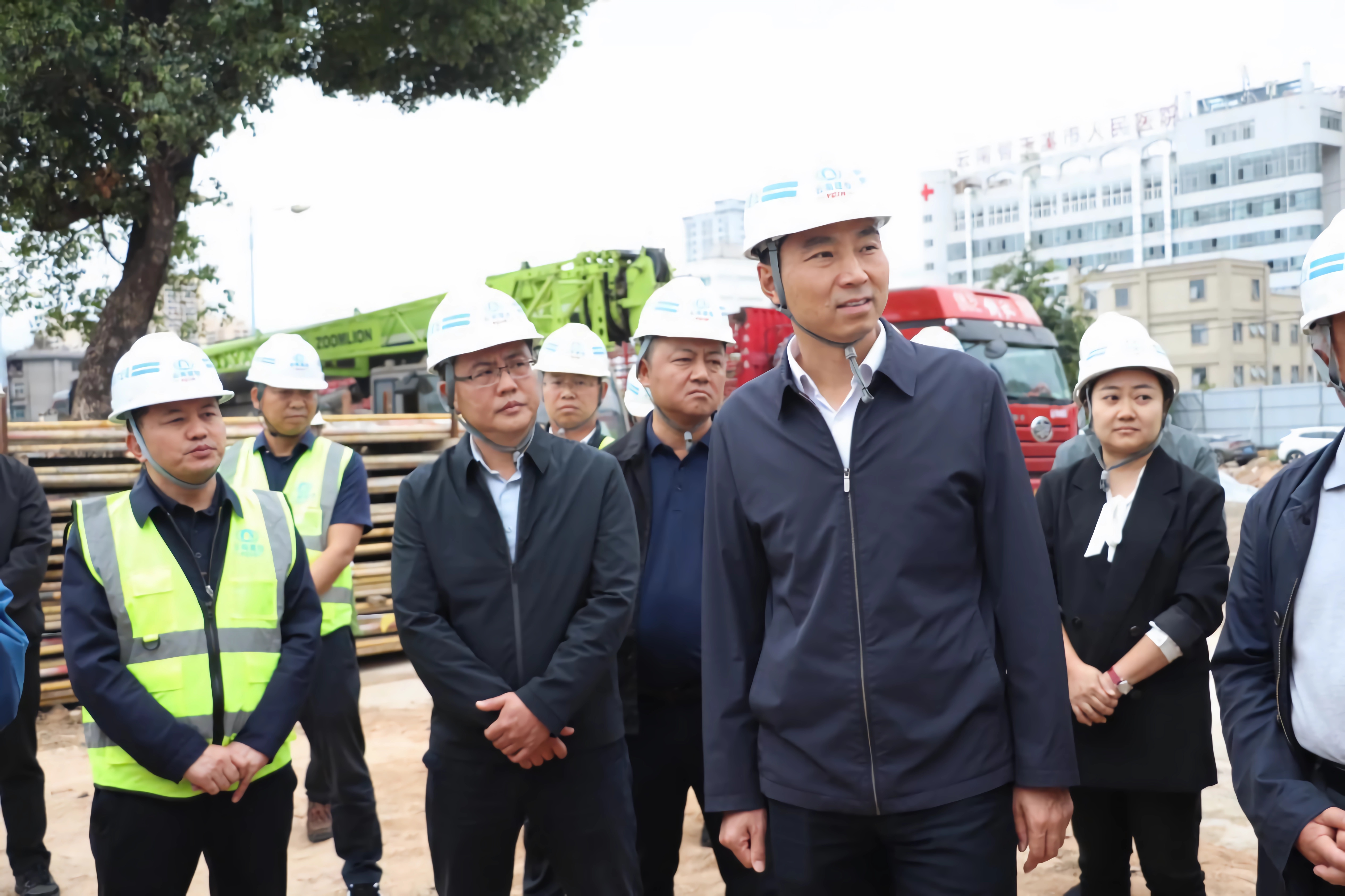 玉溪市委副书记、市长江华调研聂耳和国歌传习中心建设项目