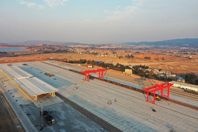 大兴调查研究 | 王永强调研祥云财富铁路专用线