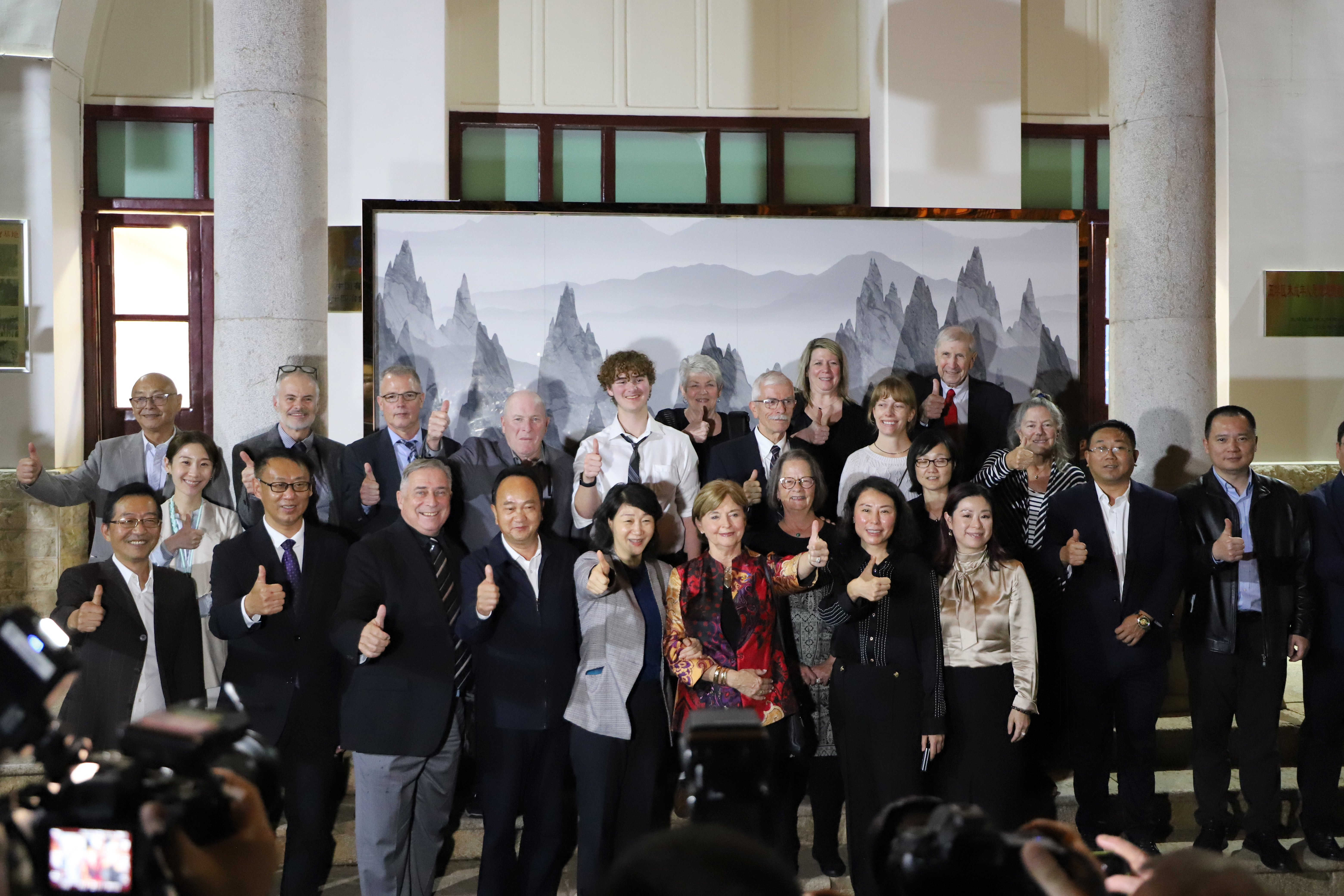 美中航空遗产基金会成功参访 云南省人民对外友好协会致信感谢集团