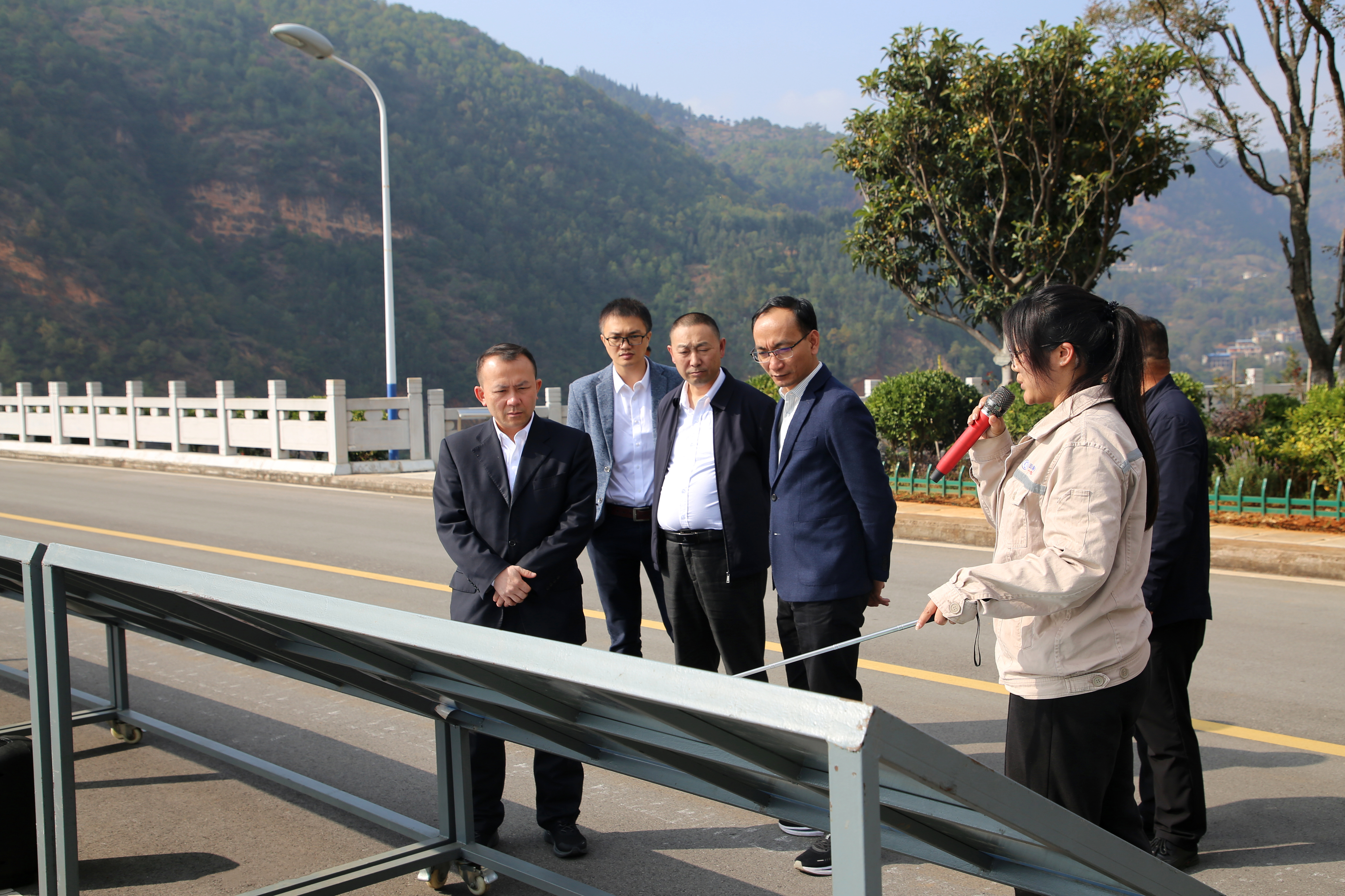 海南水务集团和国开行海南省分行、云南省分行到水投公司调研交流