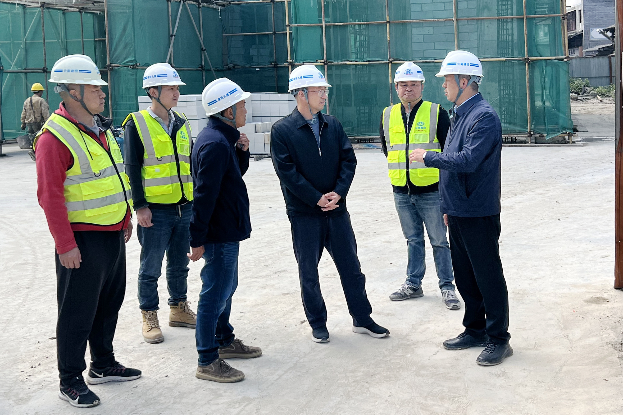 大干50天丨陈宙翔调研九公司腾冲片区项目