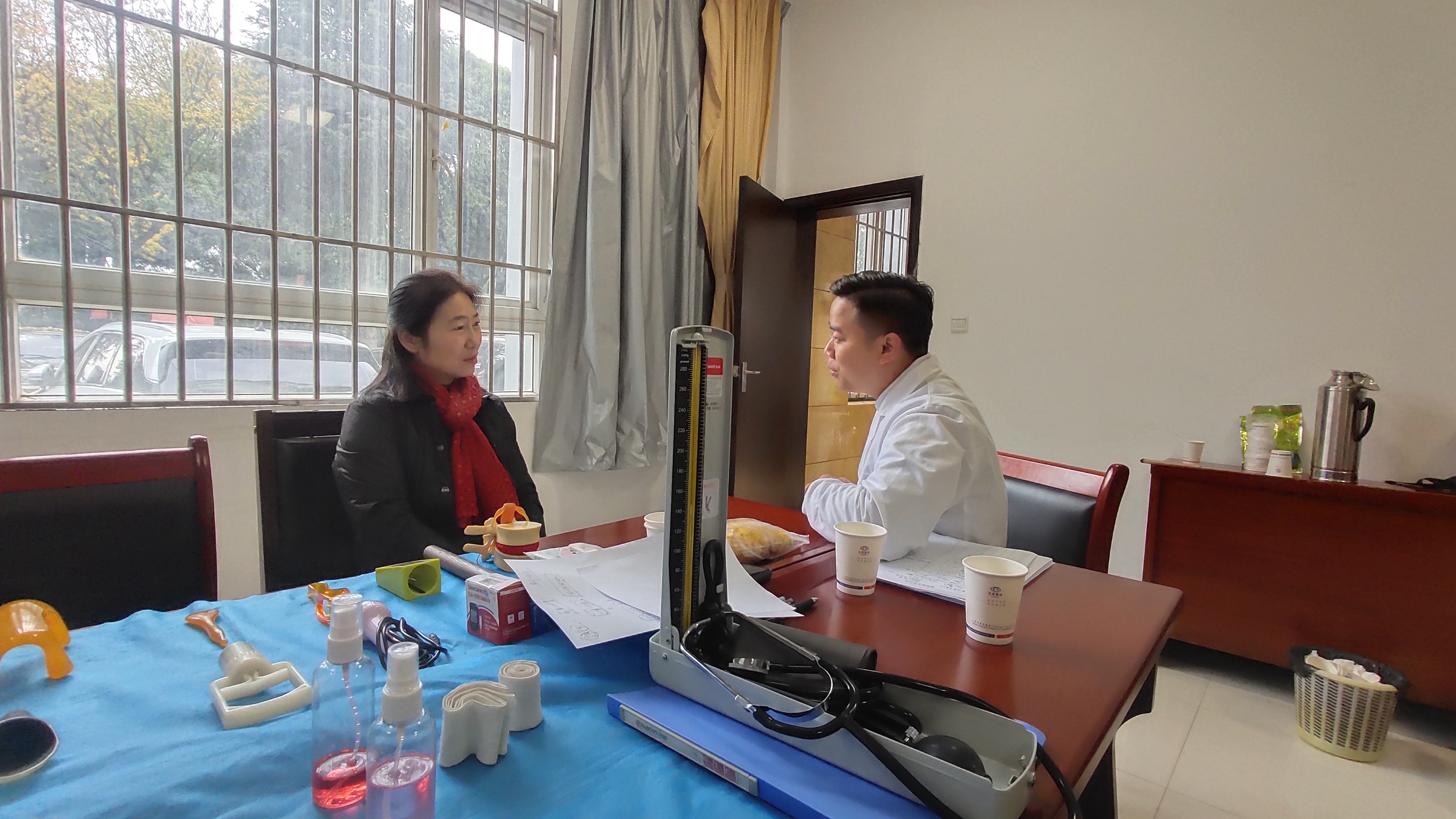 安三司开展健康科普咨询义诊活动