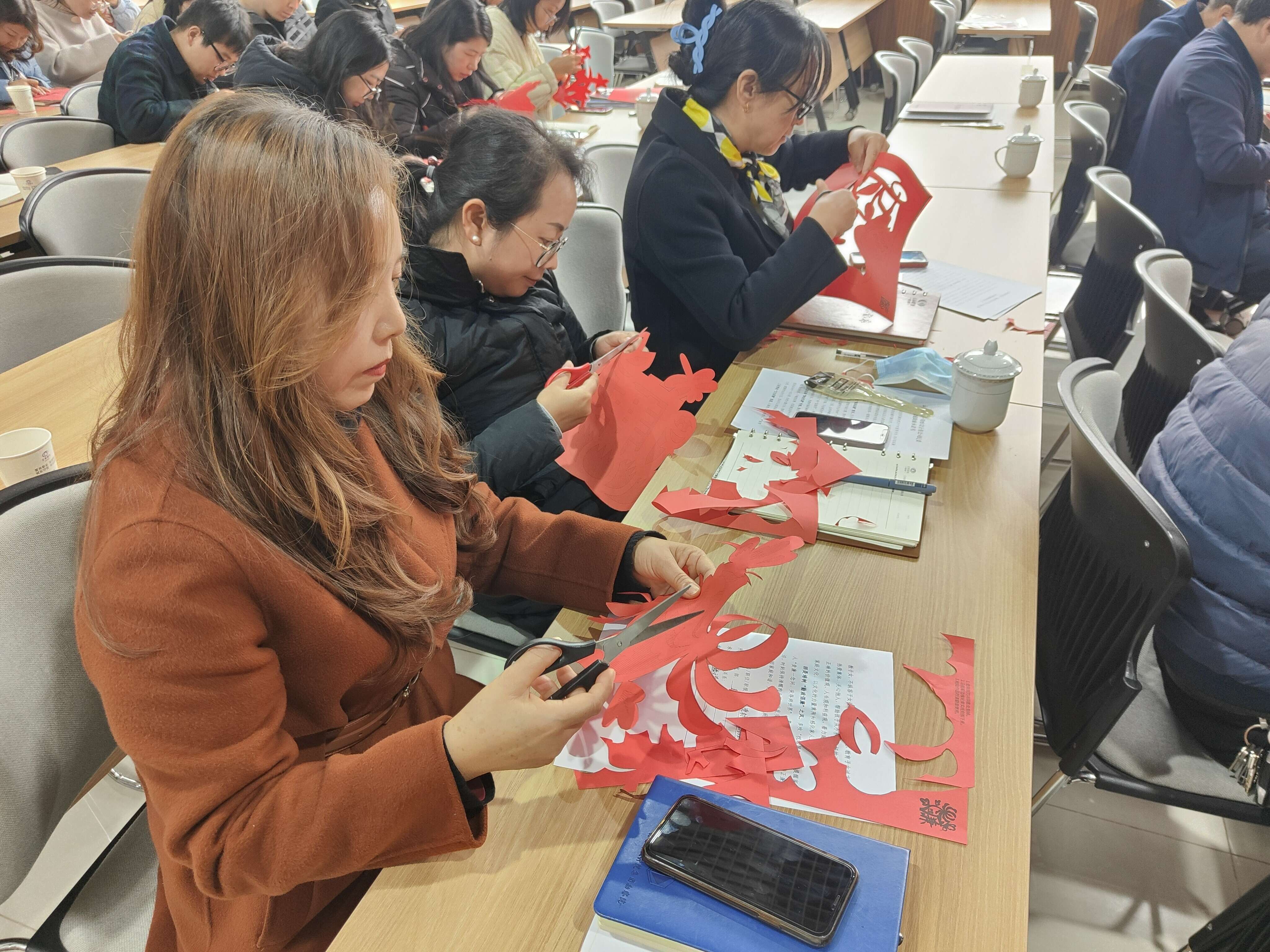  一勘司家风助廉促发展