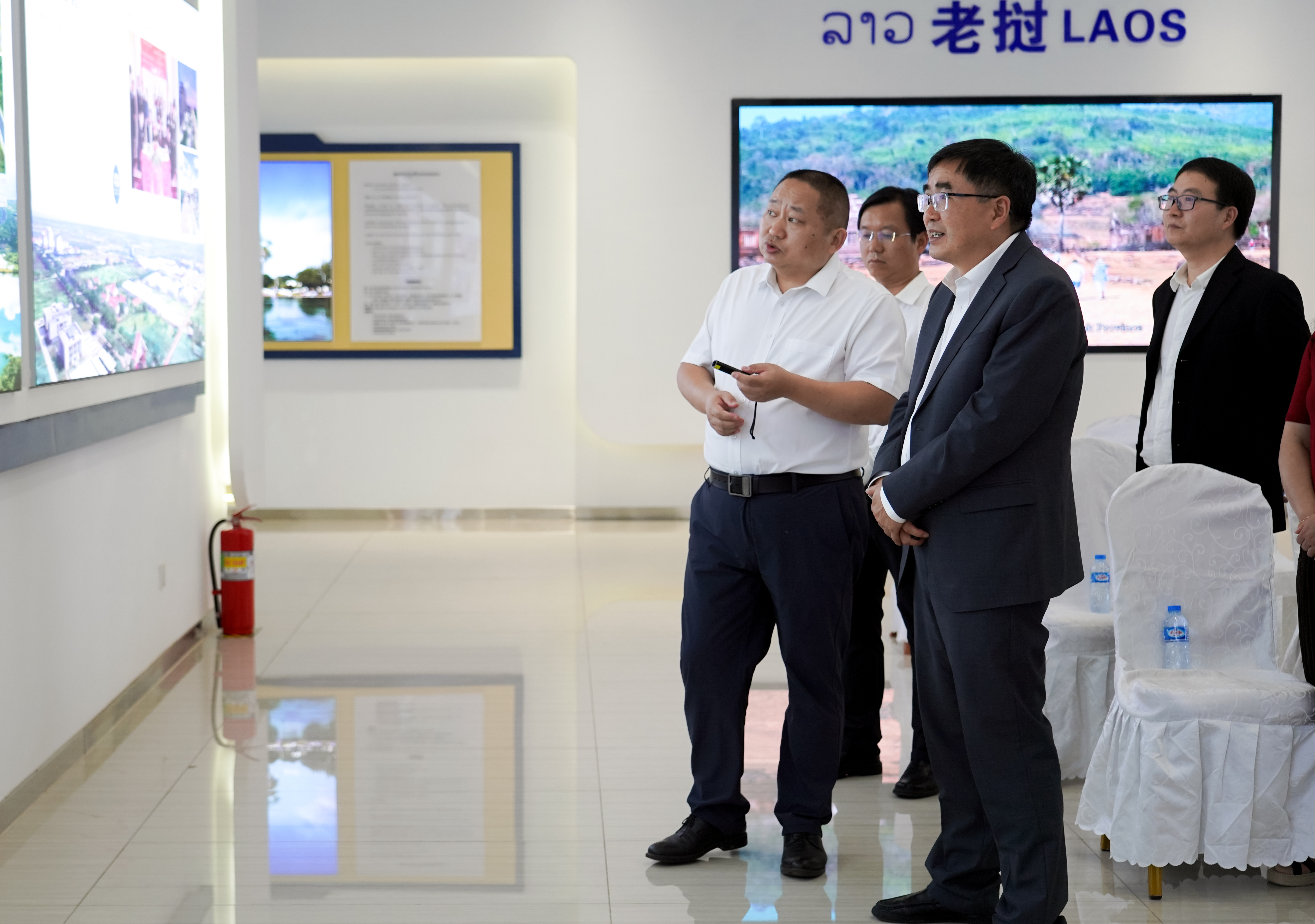 云南大学副校长陈克清调研赛色塔综合开发区