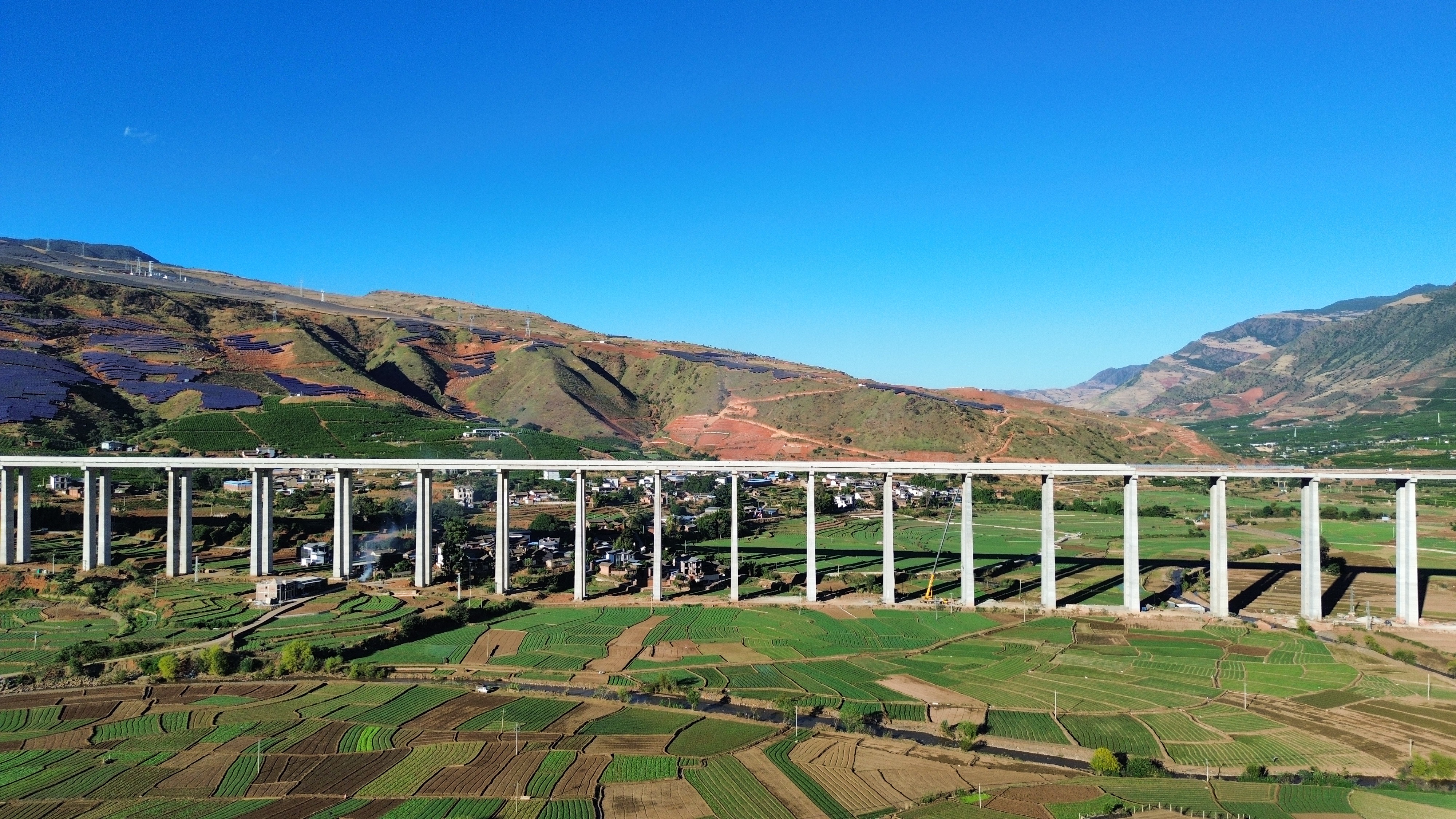 宾鹤高速项目建设取得多项重要进展