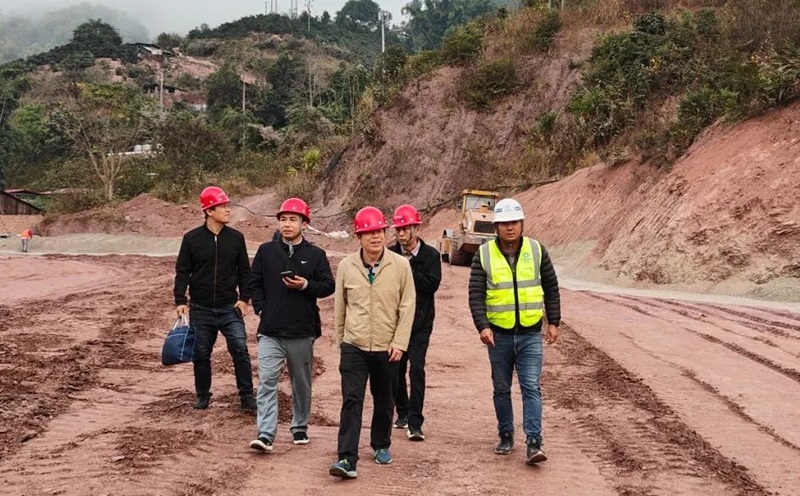 西双版纳州人大常委会副主任刘俊杰调研曼灯河水库