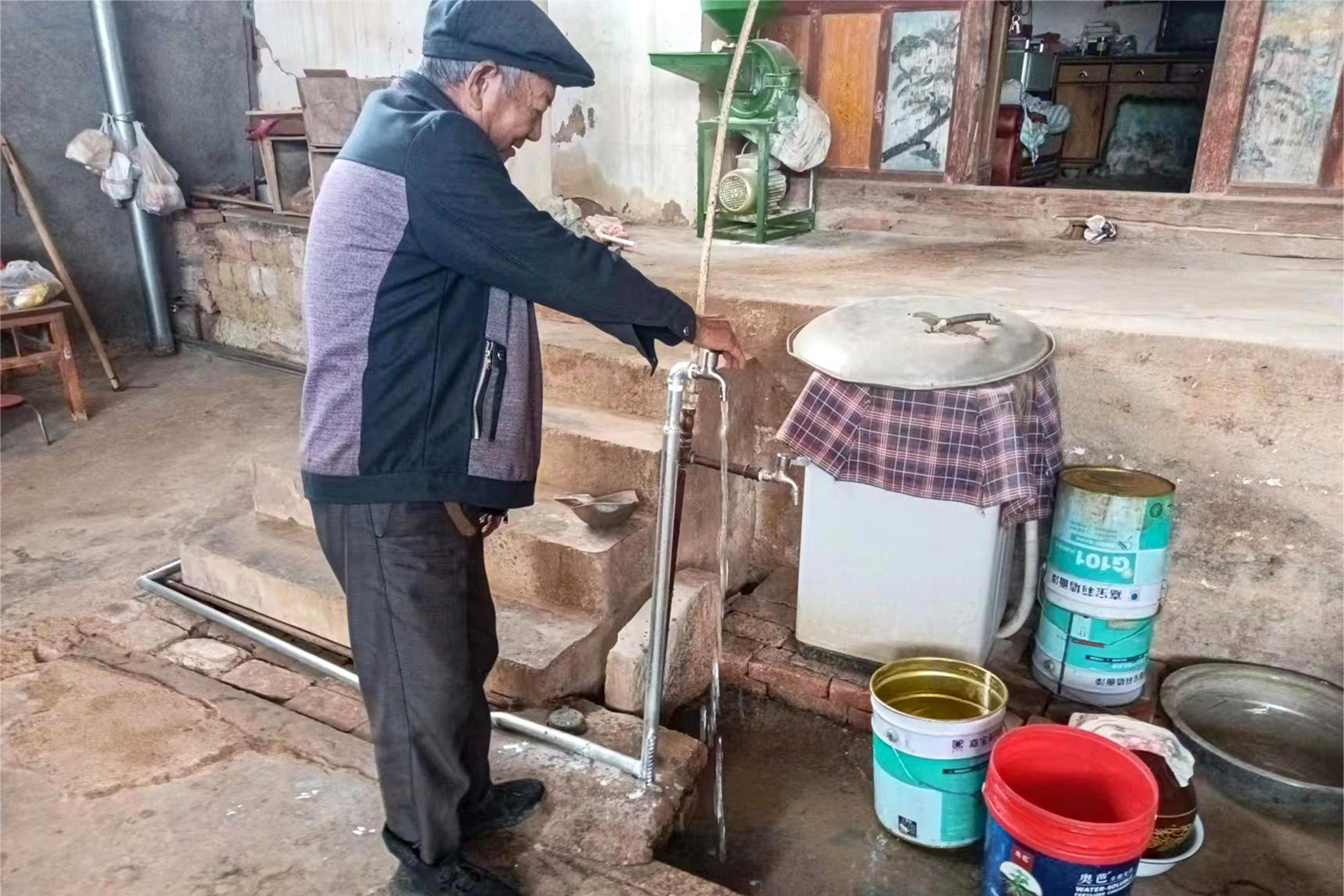 开远市团田村提前完成春节前保通水任务