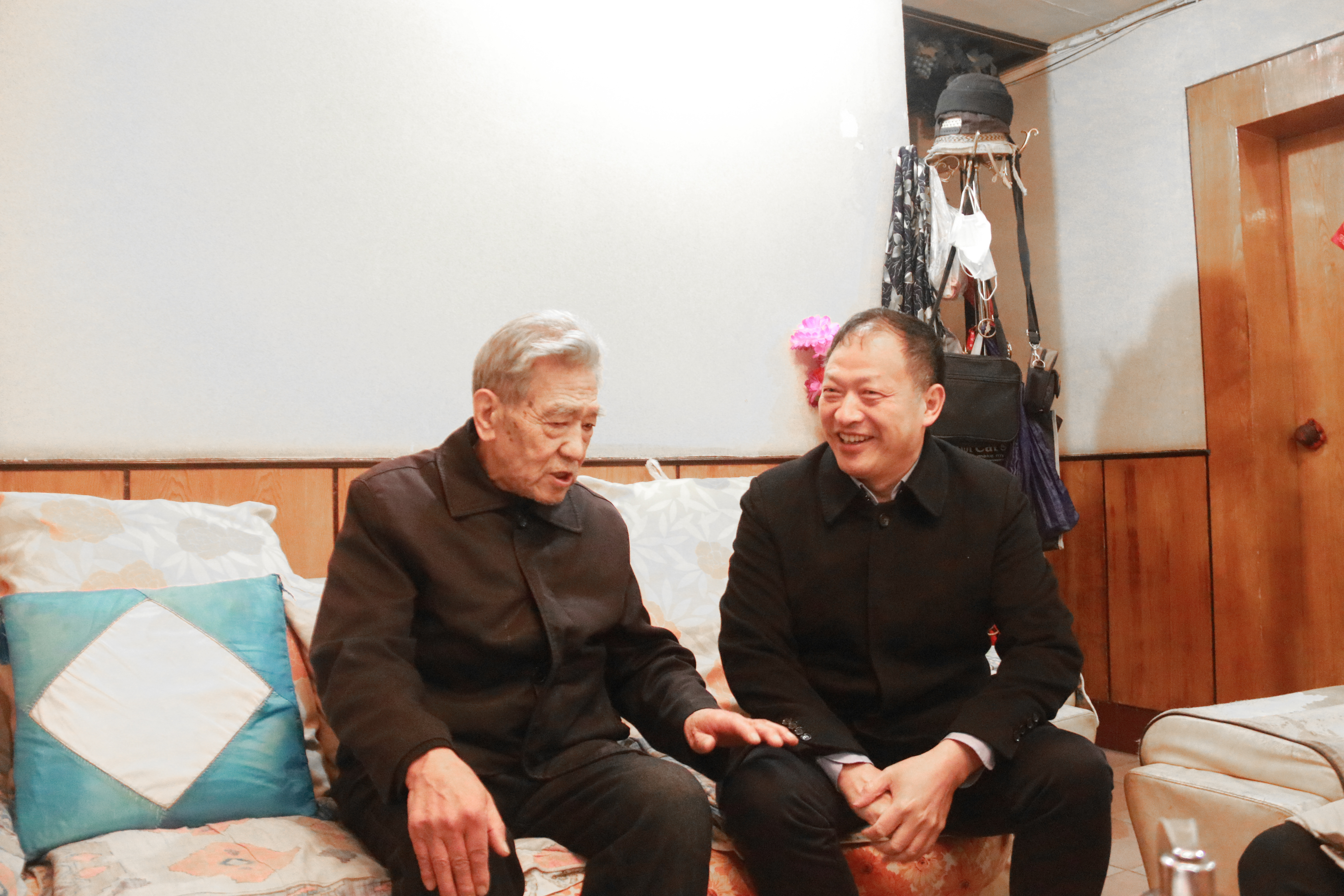 王永强走访慰问2026世界杯即时比分老领导、困难党员和困难职工