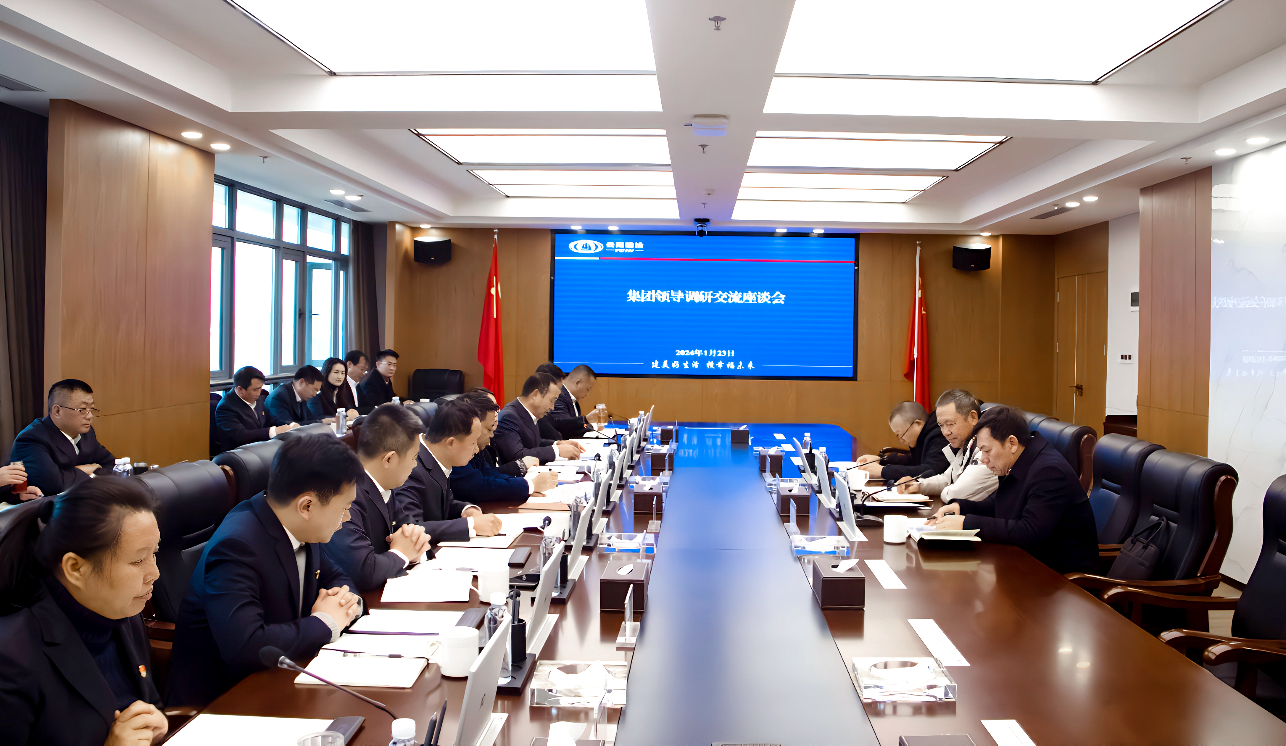 杨国文调研六公司