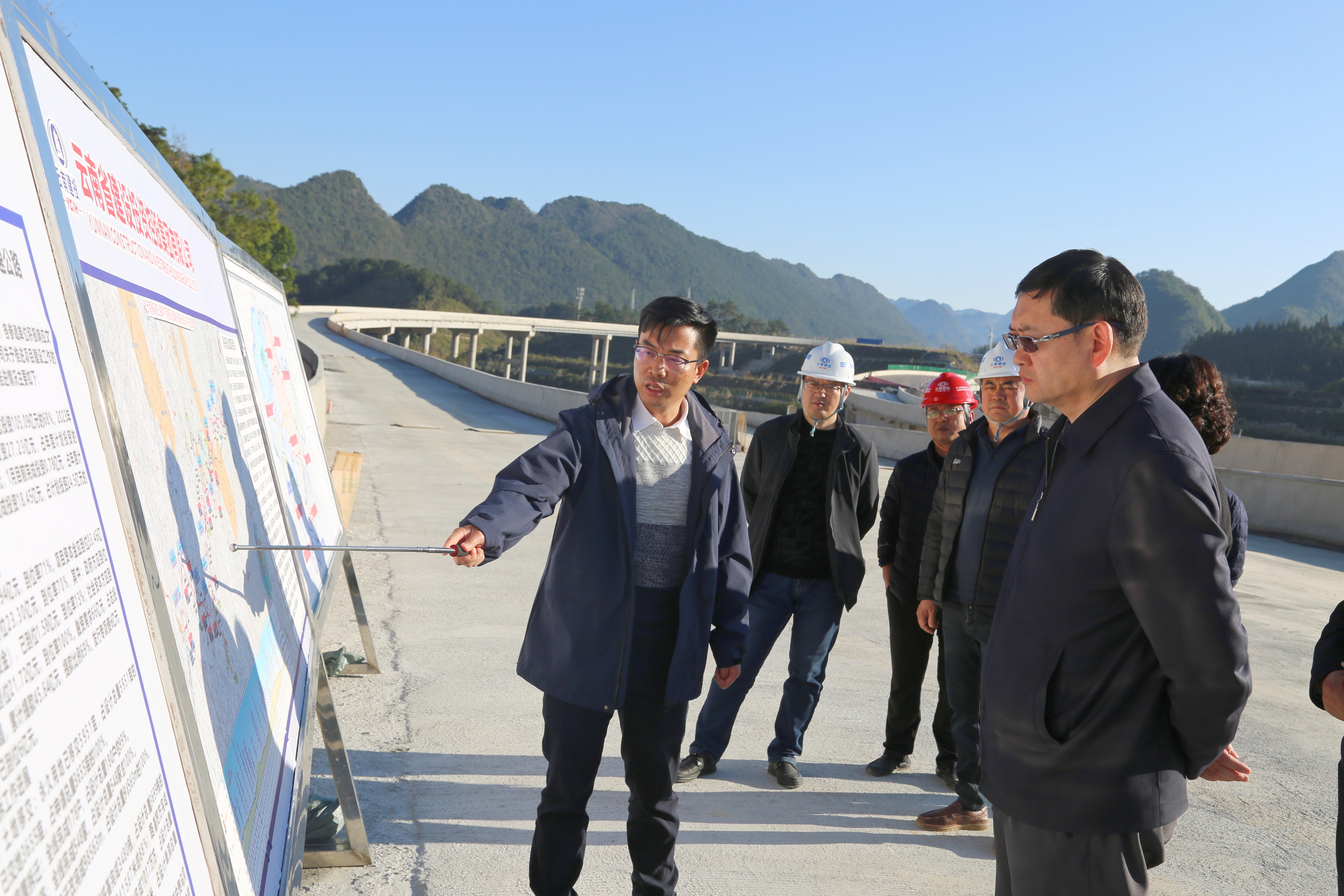 省交通运输厅厅长、党组书记夏俊松到那兴高速项目调研