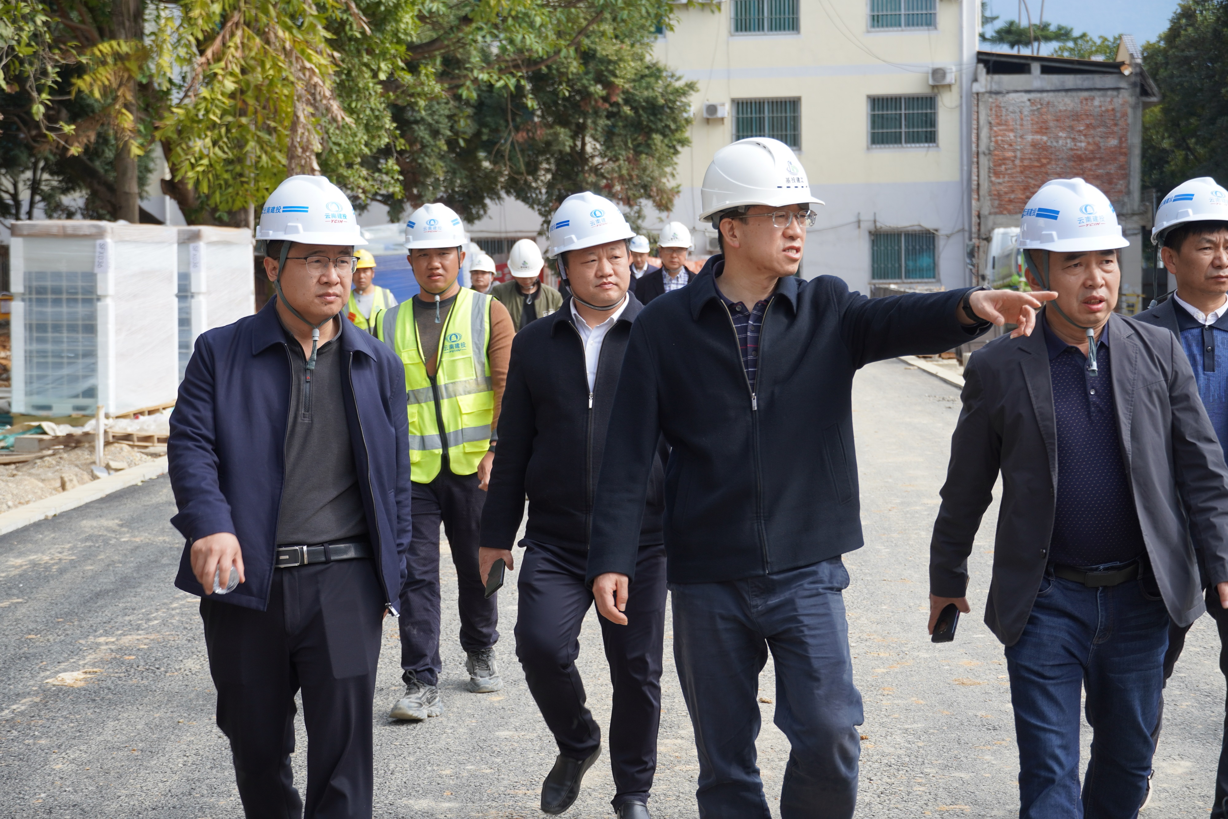 德宏州委副书记孙杰调研德宏州委党校项目