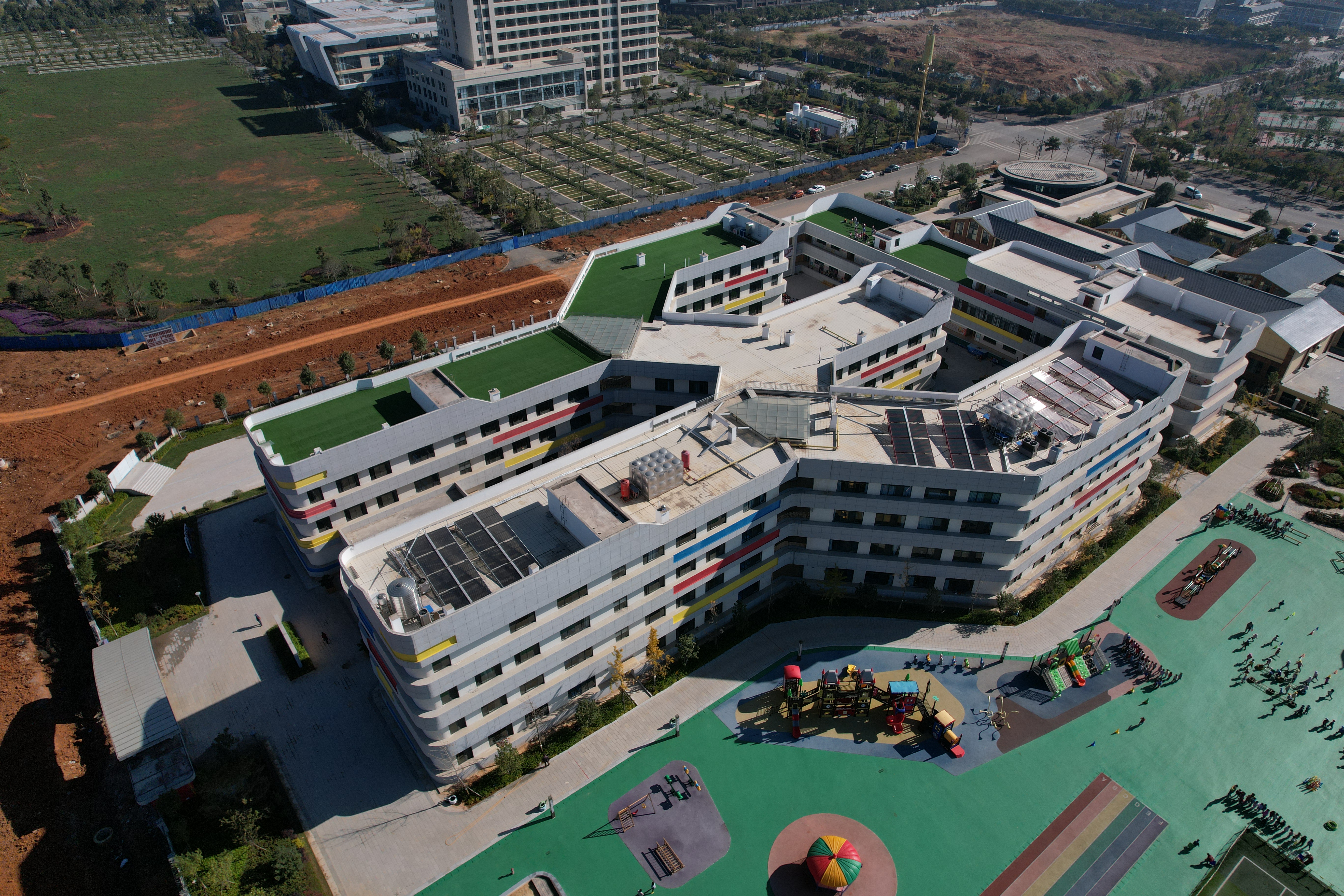 陆良县幼教中心建设项目通过竣工验收