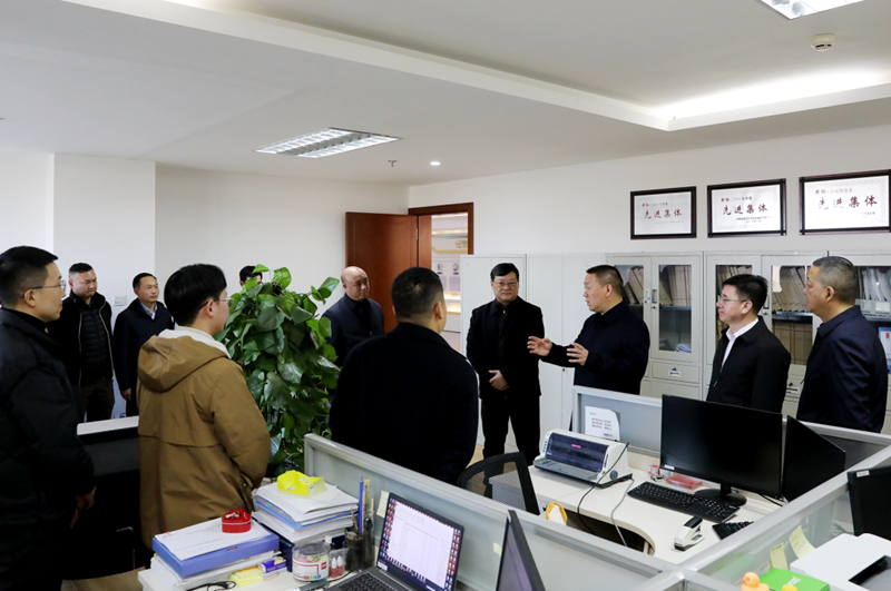 龙行龘龘 新春送福 陈祖军走访慰问世界杯官方干部职工