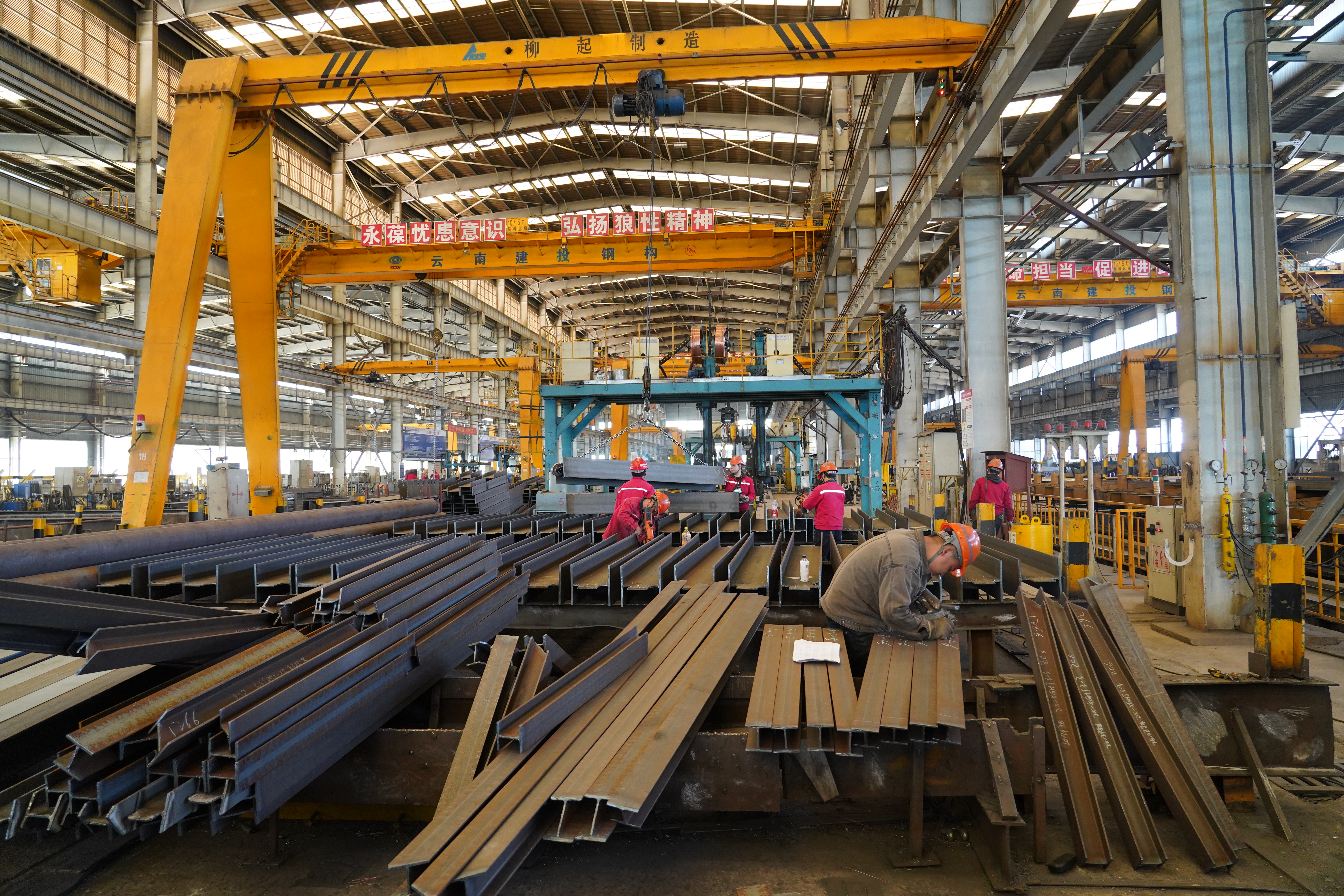 欣欣向龙 全力以“复”！钢构2026世界杯官方网址杨林总厂红火开工
