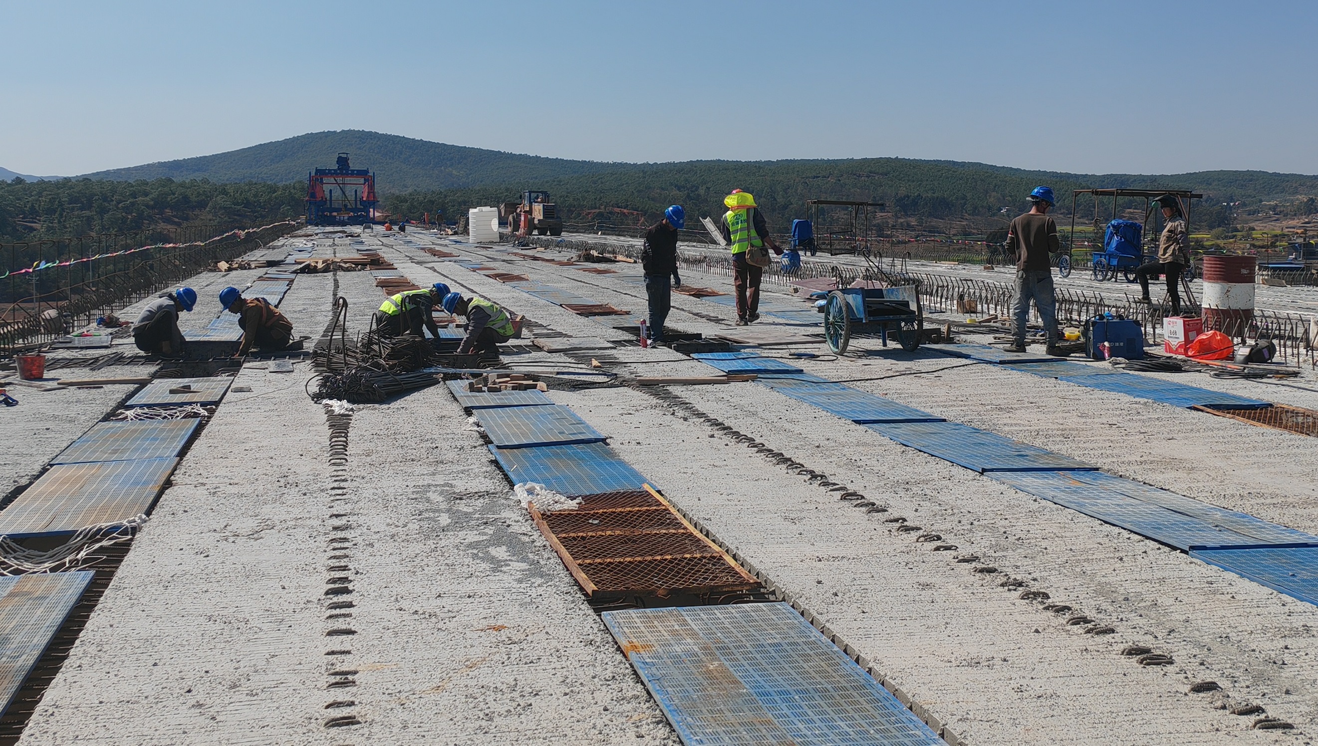 开工开干 踏春提速 | 不负一年春光早 全力奏响“奋进曲” 基投公司稳步有序推进复工复产