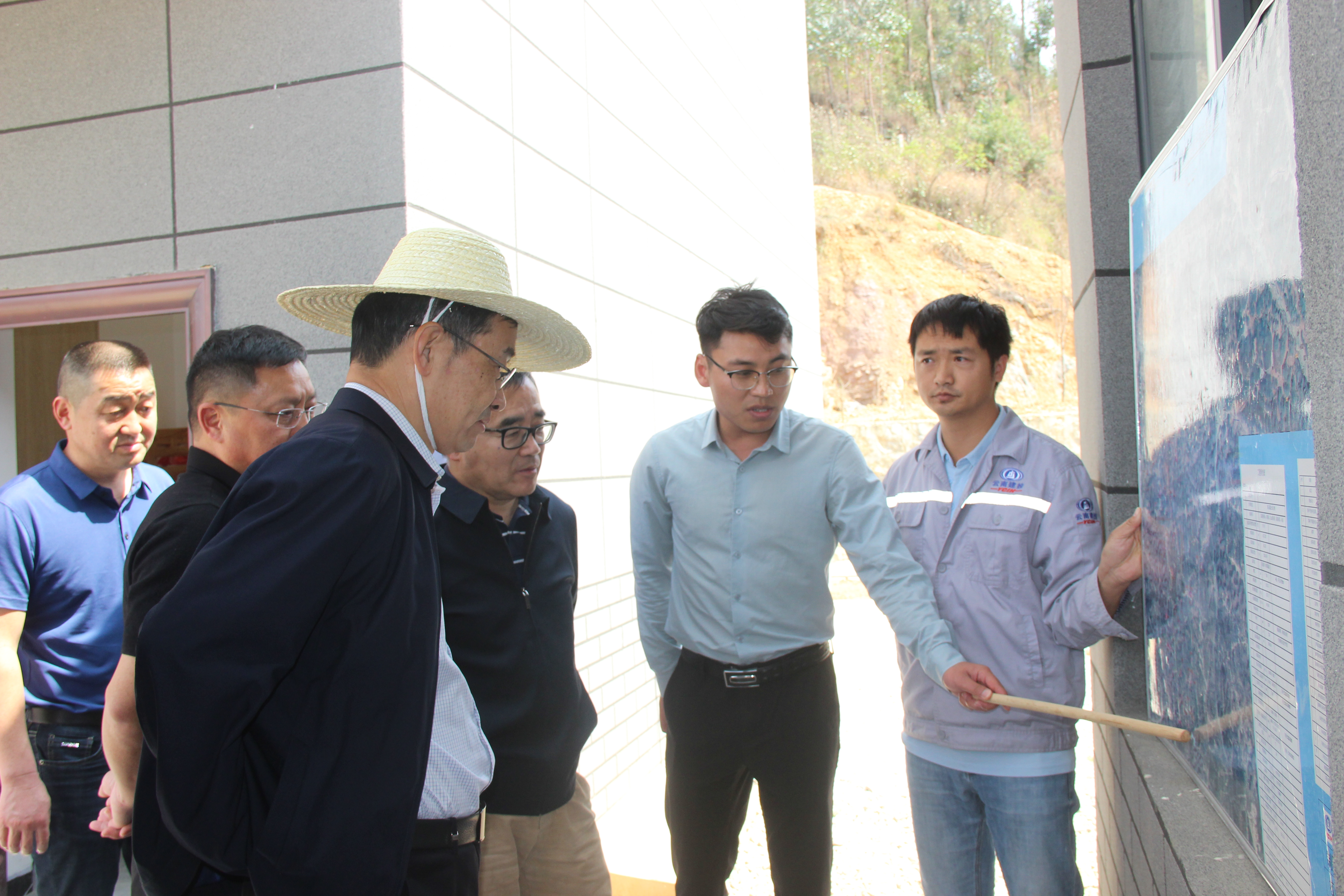 省人大调研组到广南县新寨水库项目调研