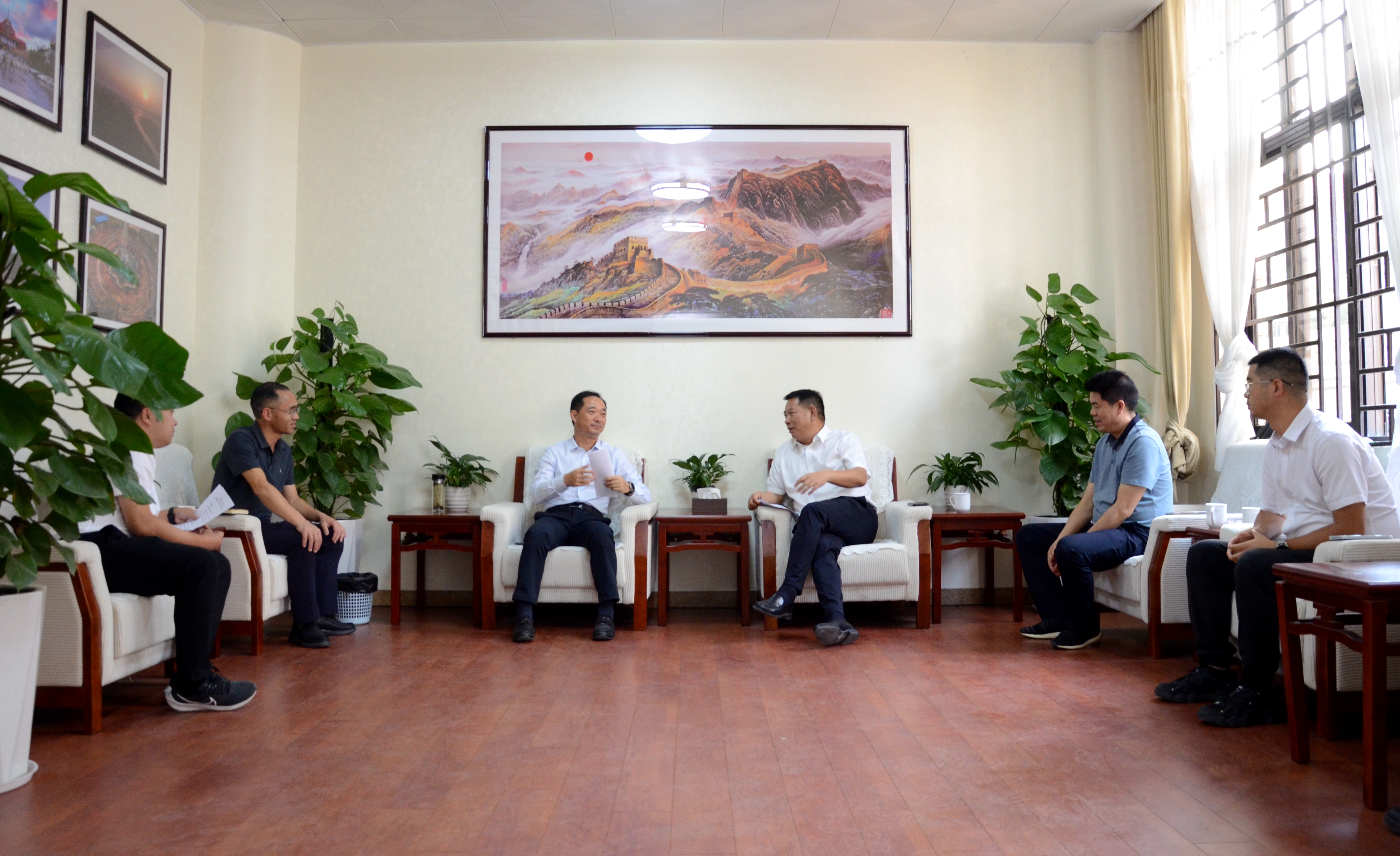 一世界杯足球比分预测与瑞丽市交流座谈