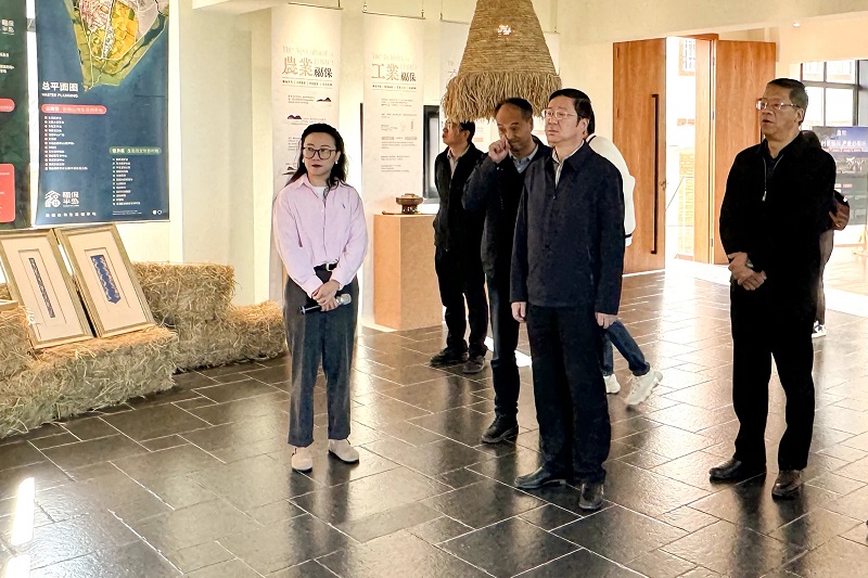 昆明市人大常委会副主任王忠调研福保村乡村振兴项目