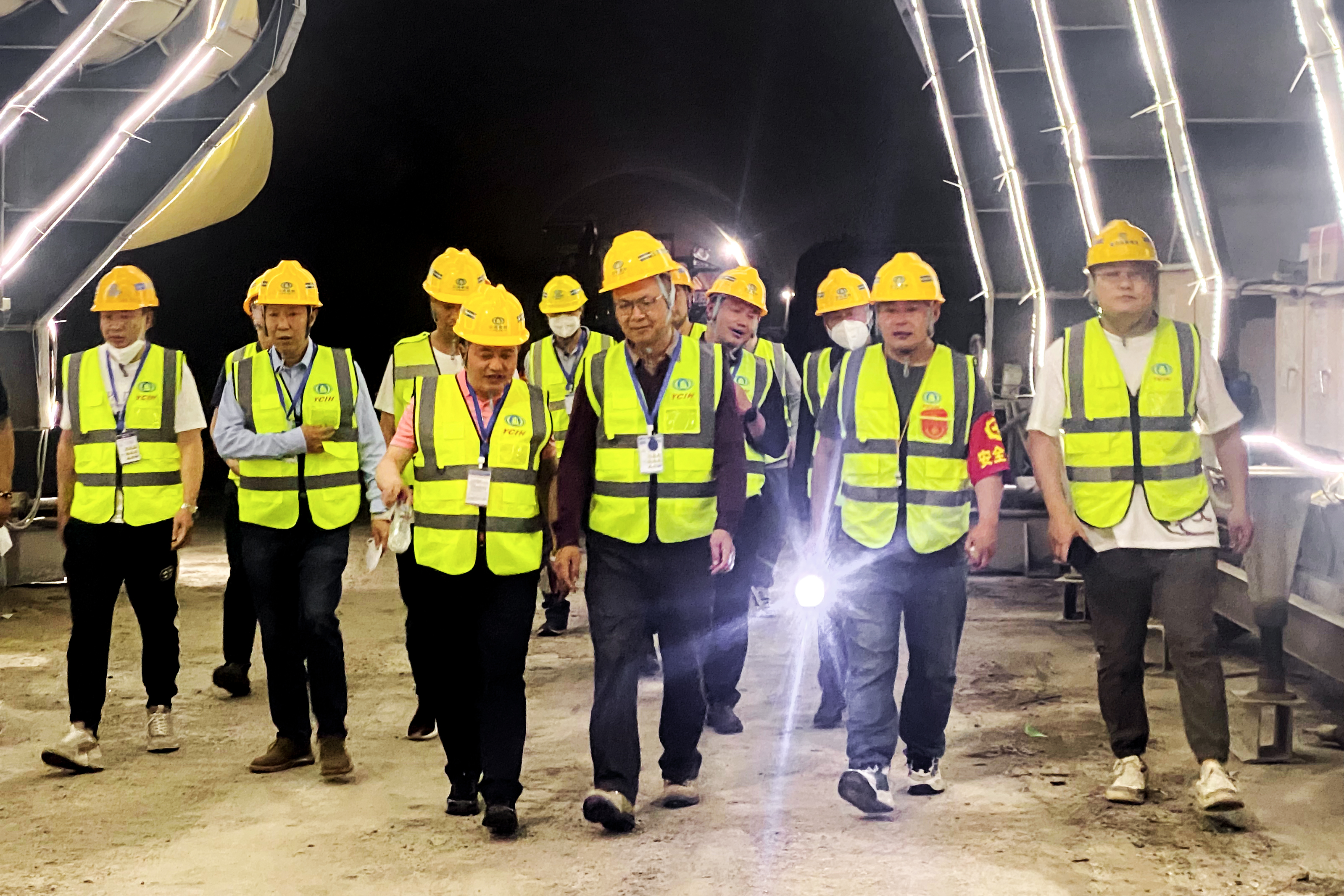 杨国文调研鲁巧高速项目