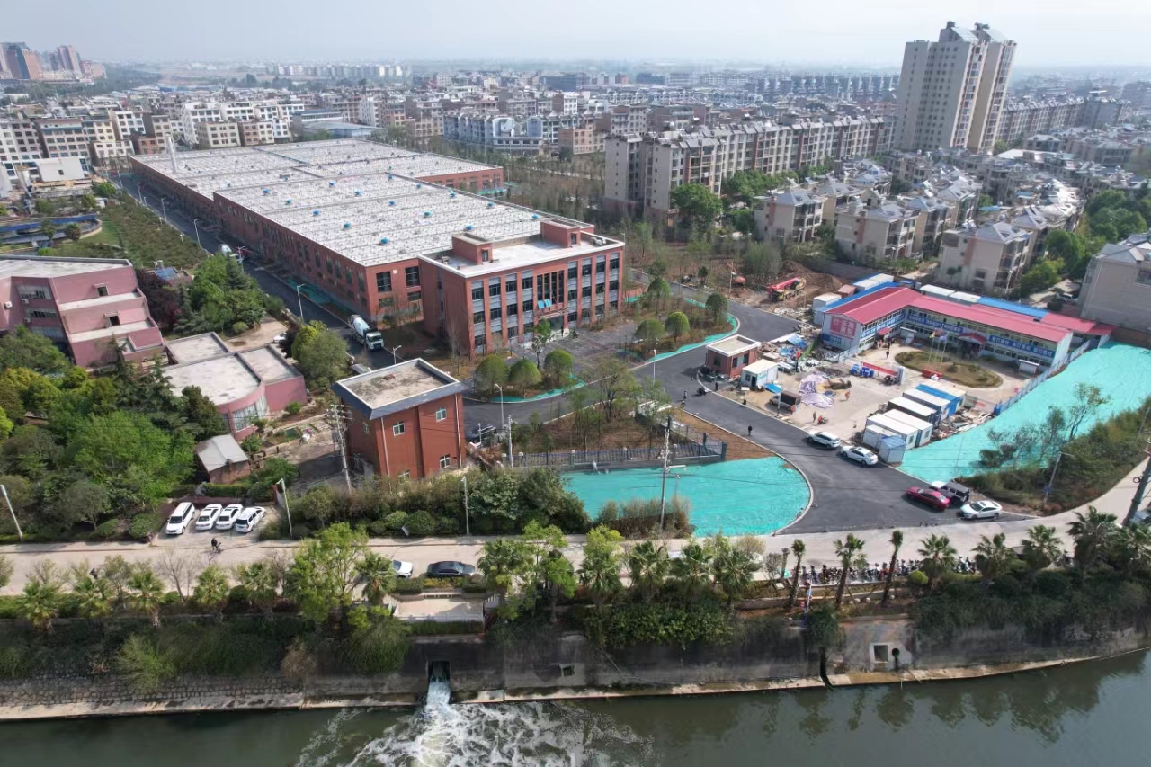 曲靖市第一水质净化厂顺利出水