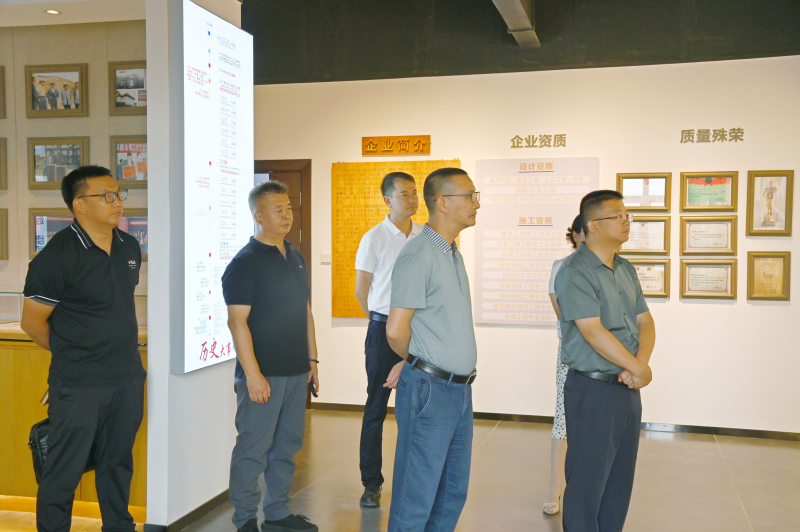 玉溪市副市长董金柱到访四公司