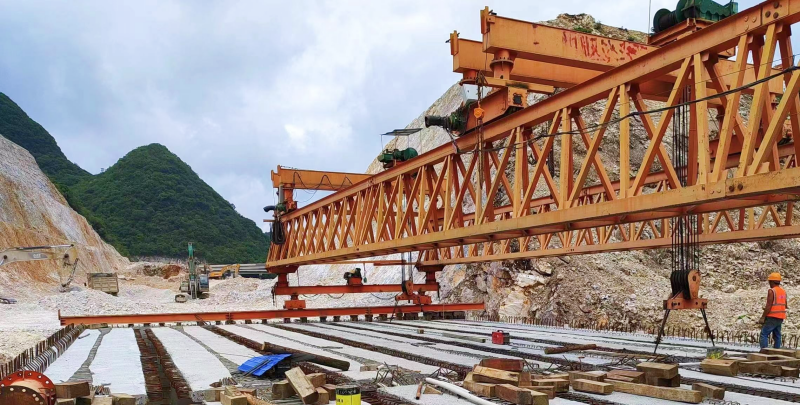 那兴高速土建九分部通车段全部T梁架设完成