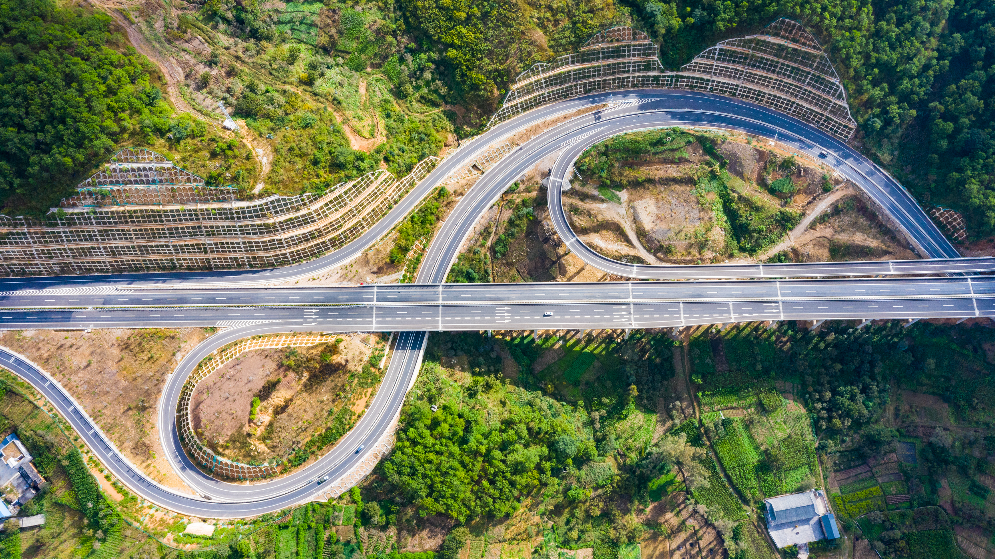 保施高速：智能化监测预警技术 全方位把脉隧道安全