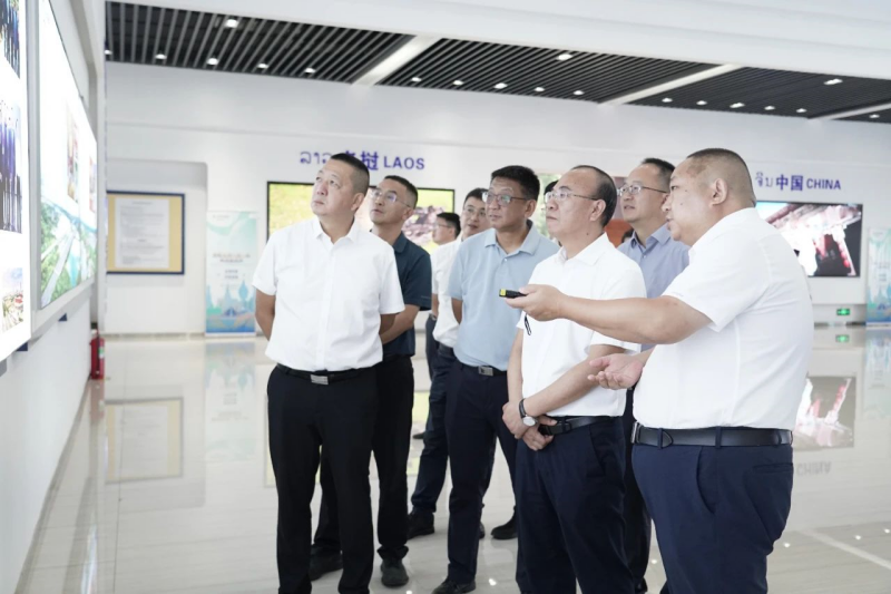 云锡控股公司党委书记、董事长孙勇考察赛色塔综合开发区