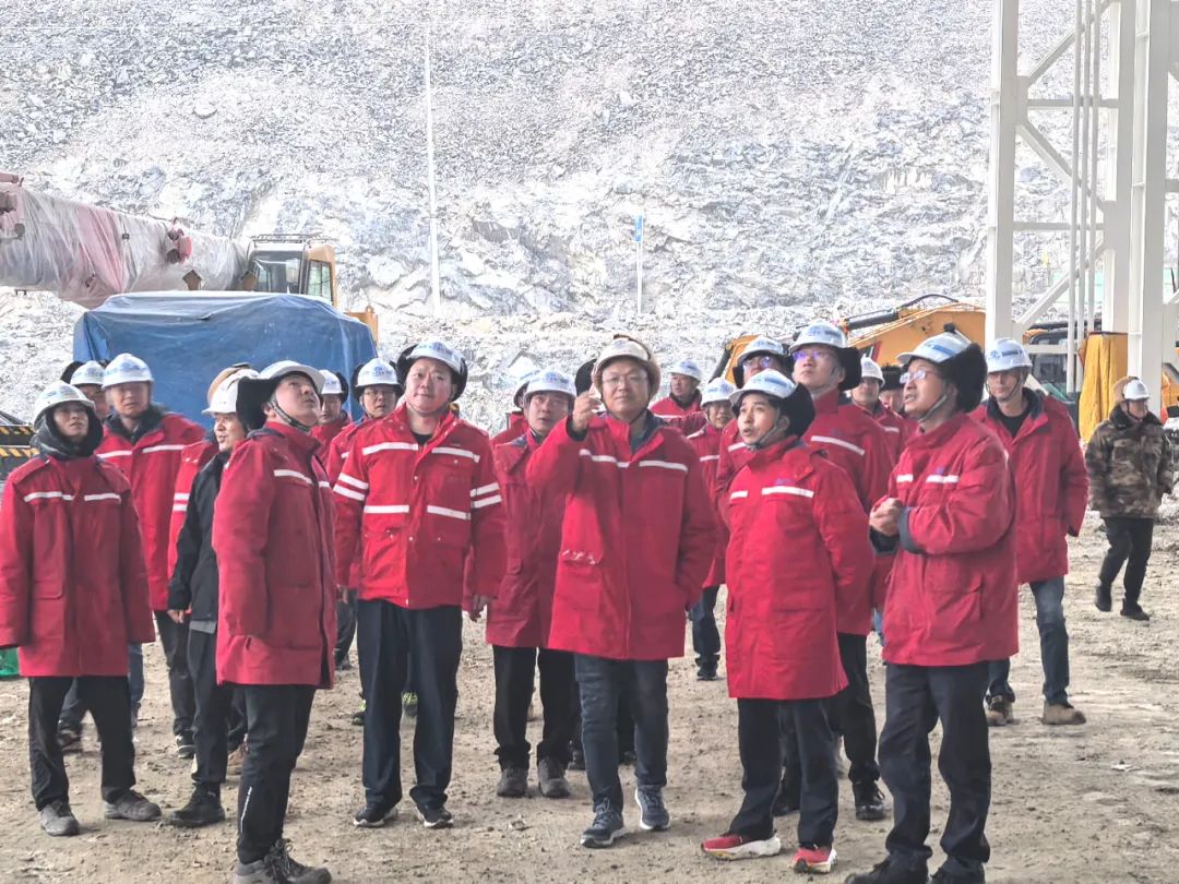 杨国文调研西藏巨龙项目