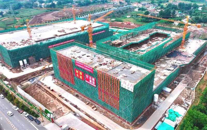60天全面封顶！点赞赤水源（镇雄）西南大通道供应链中心世界杯官网合作平台的施工组织