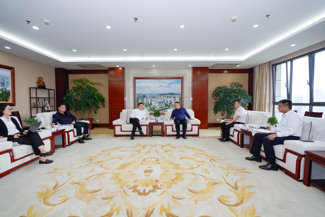 寻合作契机 谋发展路径 世界杯官方与中国石化云南石油分公司交流座谈